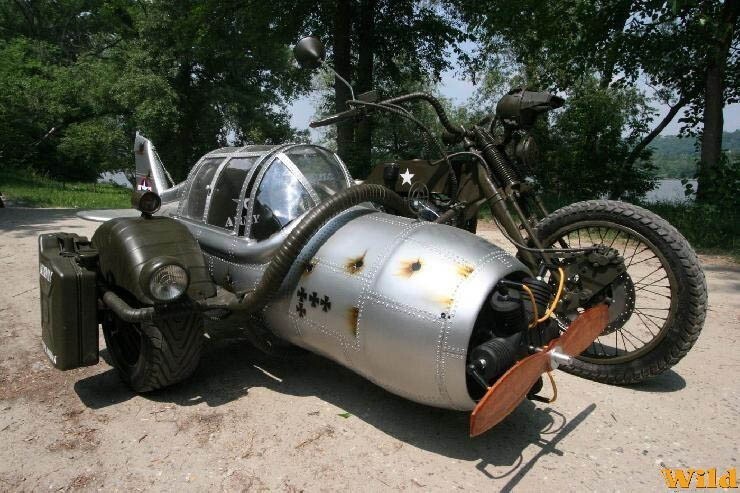  Механик из Венгрии Хенрик Тос сумел скрестить круизер Yamaha Wild Star с истребителем времен Второй мировой войны Messerschmitt ME-109. 