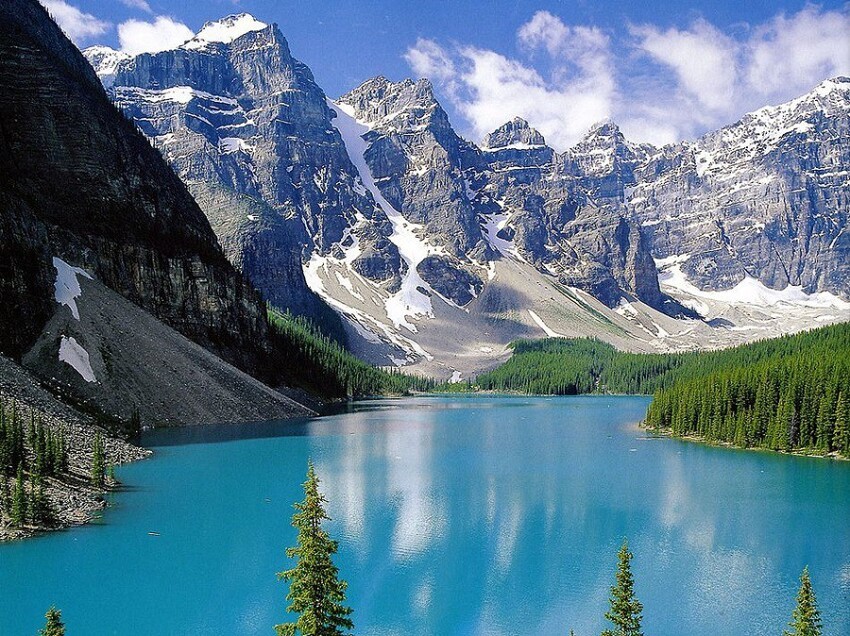 4. Живописная красота озера Морейн, Канада ( другой вид)