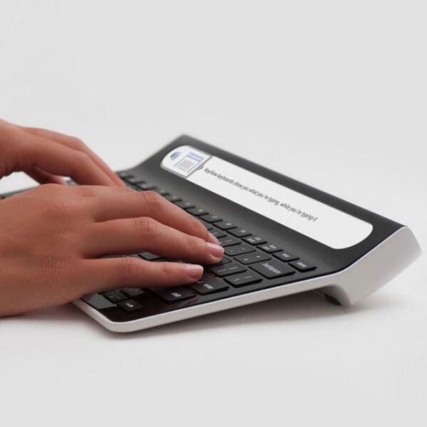 Может ли клавиатура существовать отдельно от монитора? Может. Если это Smartype.