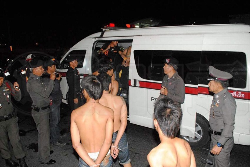 Более 400 мотоциклистов-стритрейсеров задержаны в Таиланде