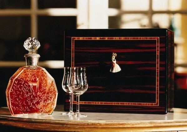 8. Коньяк Hine Triomphe Talent De Thomas Hine Crystal Decanter, цена $ 5 625