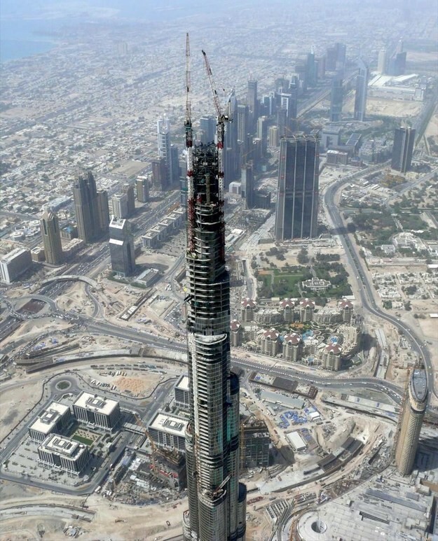 19. Бурдж-Халифа, Дубай, ОАЭ, 2008 год