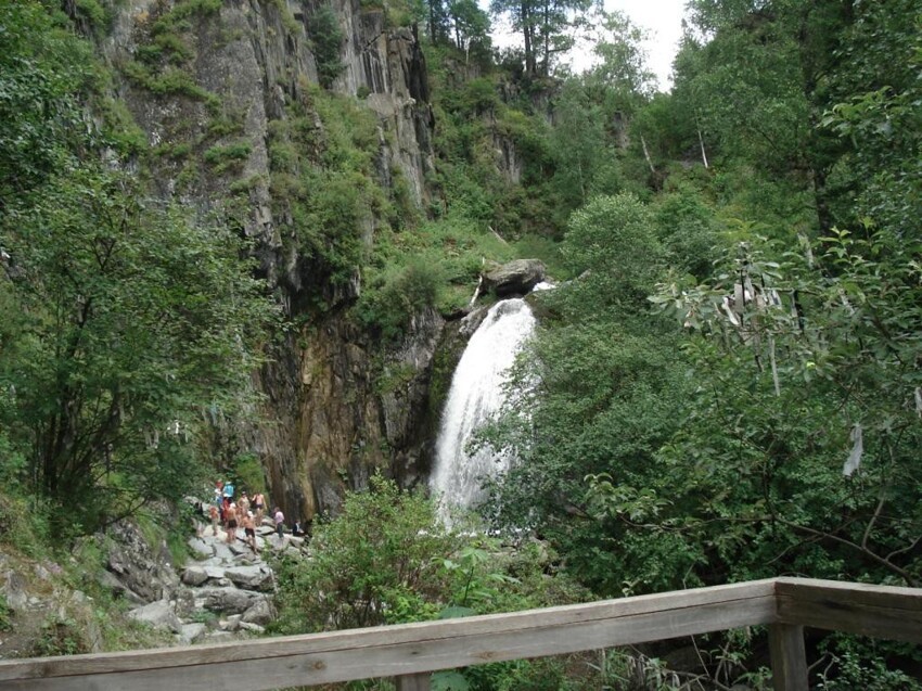  Водопад Корбу.