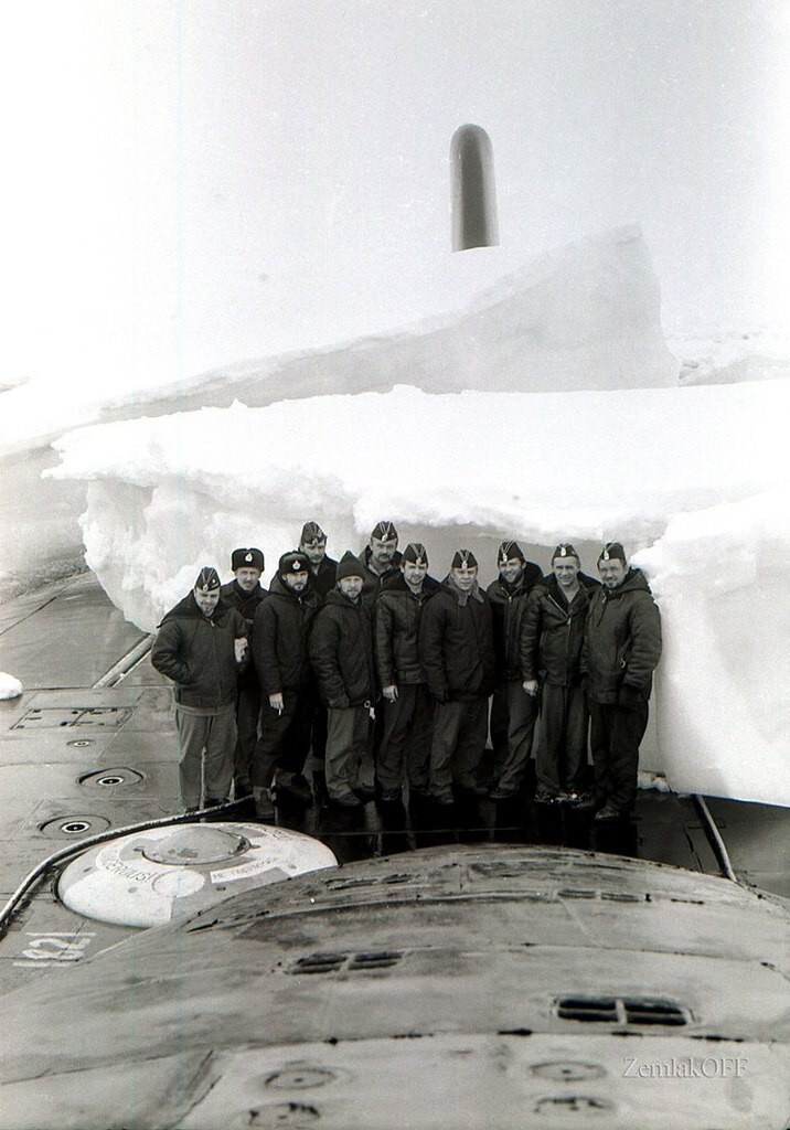 Экипаж проекта 941 на Северном полюсе