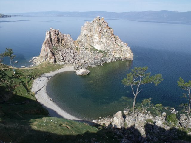 Озера  Байкал. Ольхон. Мыс Бурхан