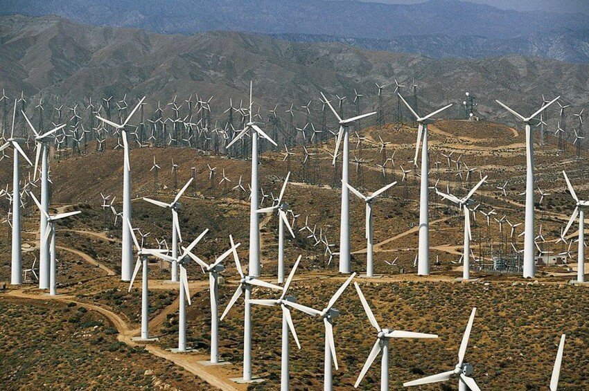 Ветряные электротурбины возле Палм-Спрингс. Калифорния
