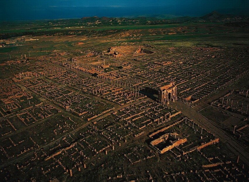 Тимгад - римский город в Северной Африке, на территории современного Алжира