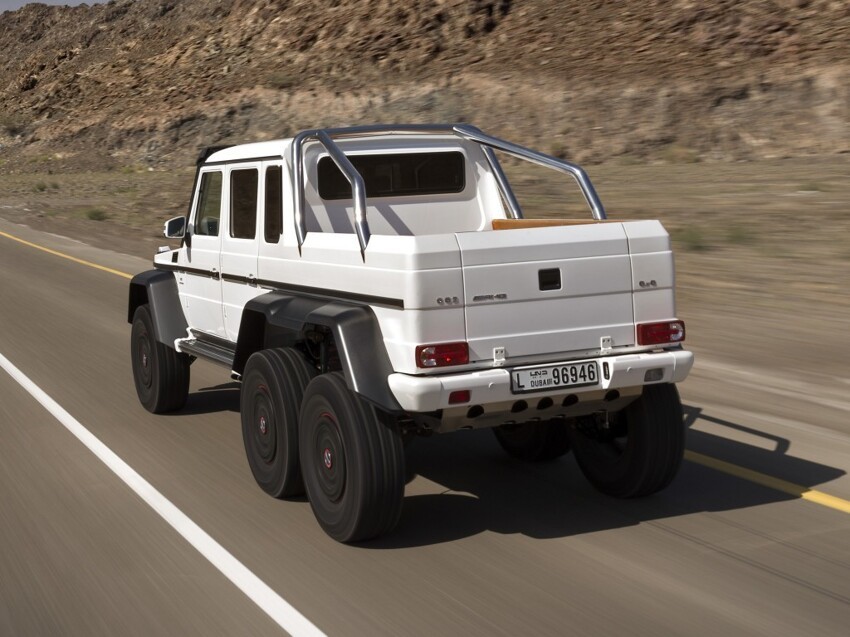 Трехосный Mercedes G63 AMG от Mansory