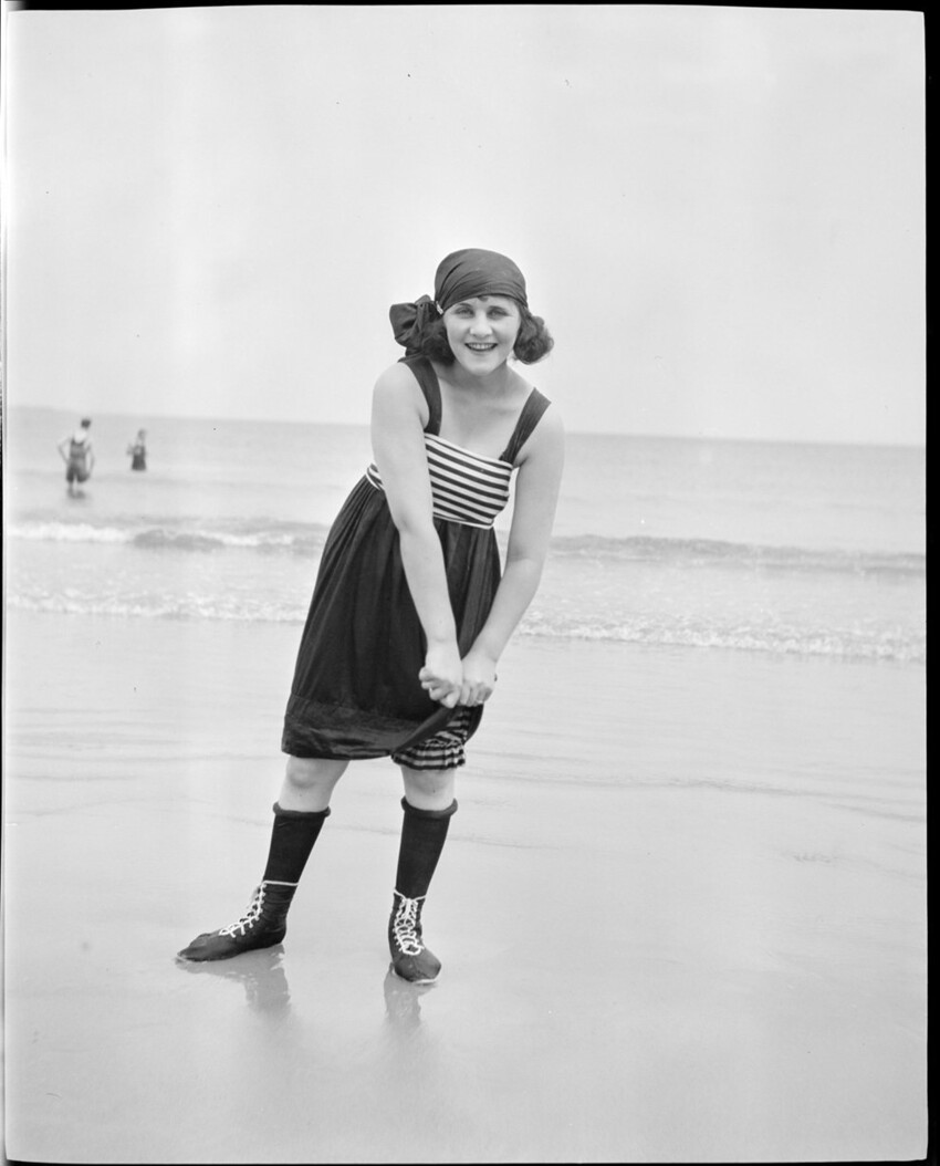 Женская пляжная мода 1920-х годов 