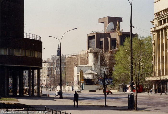 Какой была строящаяся Москва в 1996 году