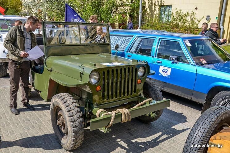 Парад ретро автомобилей в Минске