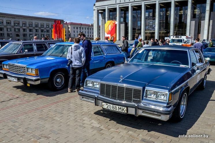 Парад ретро автомобилей в Минске