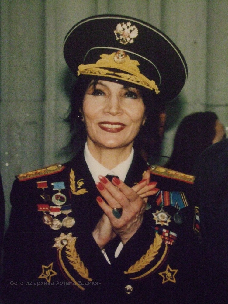 Факты о Джуне 