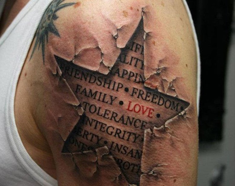9. Любовь. Одна из лучших татуировок на военную тематику. Самое важное слово выделено красным.