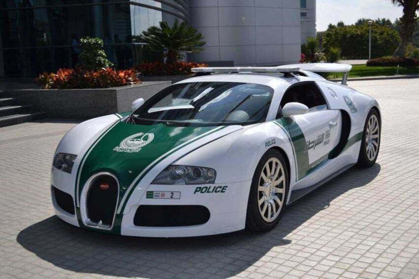 7. Bugatti Veyron. Дубай — Объединённые Арабские Эмираты.