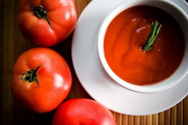 3. Когда класть помидоры в суп или жаркое? 