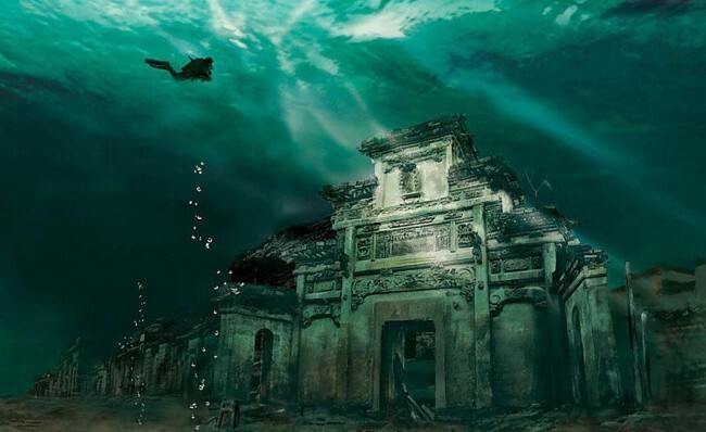 Подводный город Шичен в Китае.