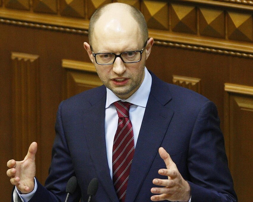 Яценюк требует у МВФ простить Украине долг в 15 млр $!