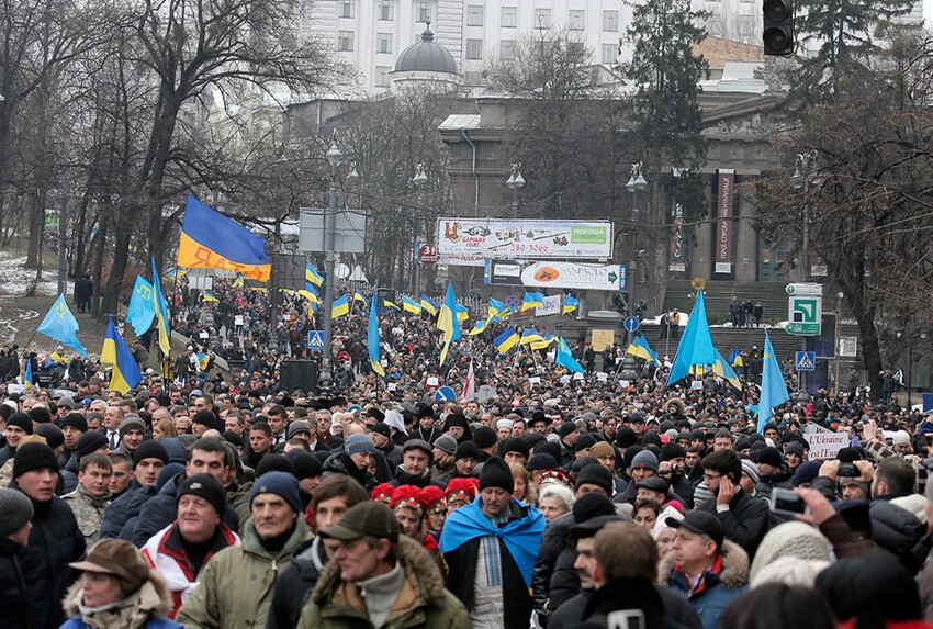 Опрос показал готовность более половины украинцев отказаться от Донбас