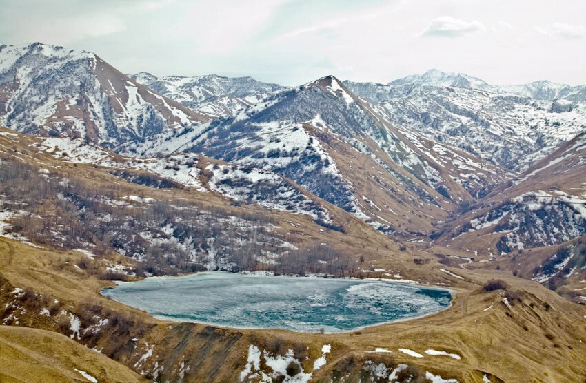 Озеро Галанчож в Чечне 
