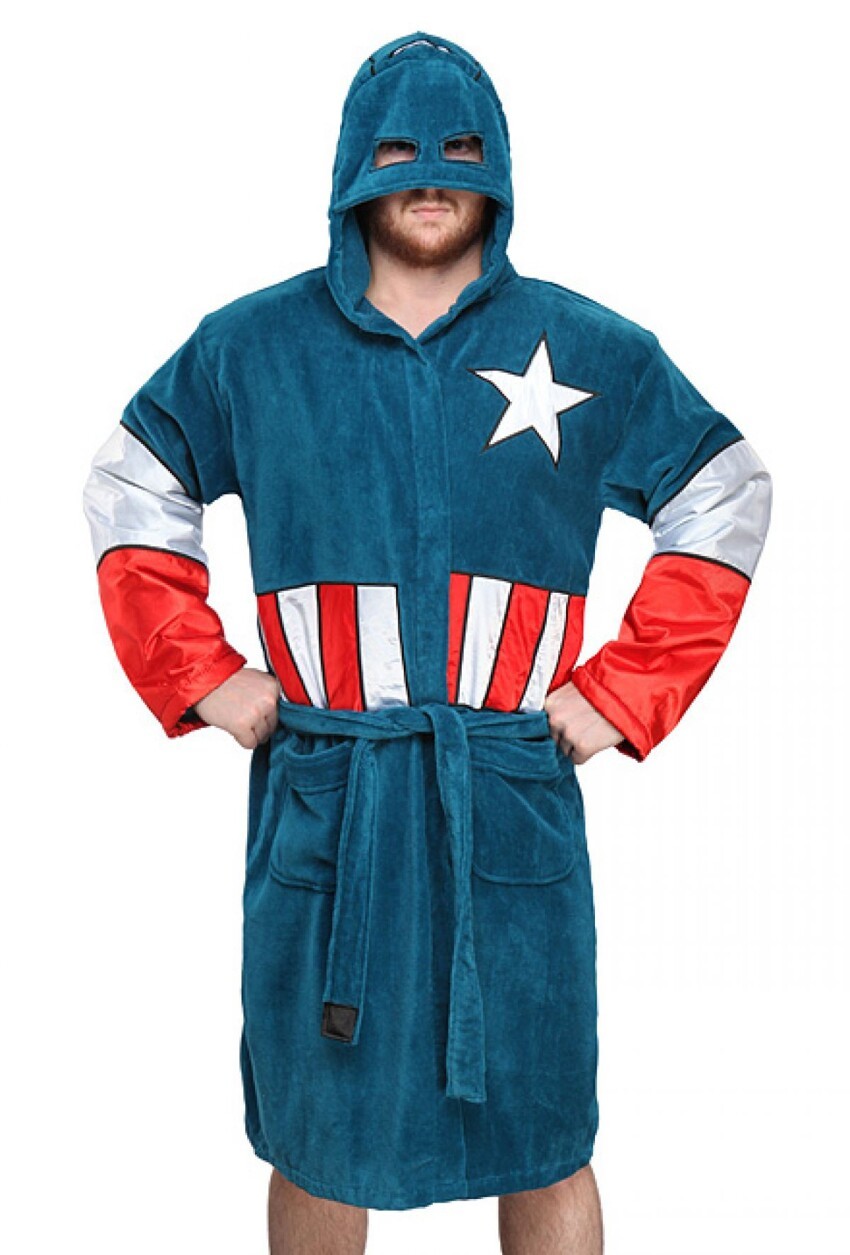 5. Банный халат "Капитан Америка"