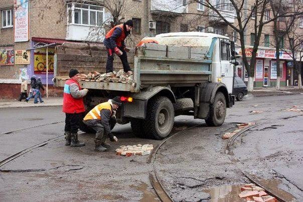 Запад загневает а в России всё отлично!