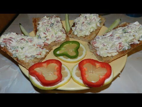 Сытно, быстро, вкусно! Обалдено вкусный салат с лососем на гренке!  