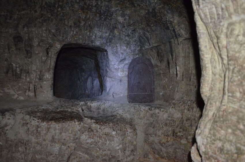 Скановы пещеры Наровчата глубиной с 14-ти этажный дом
