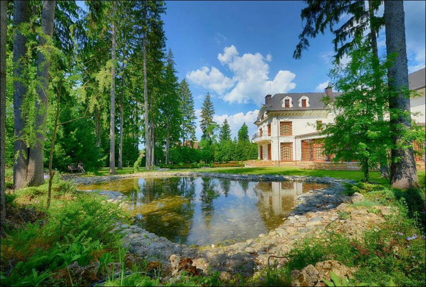 Дом на Рублевке за 100 миллионов долларов