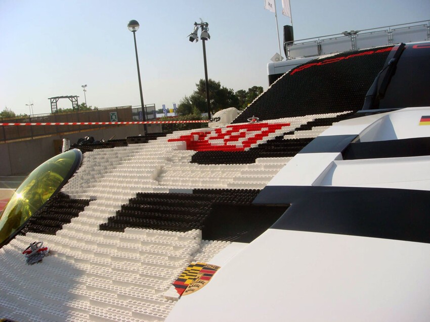 Porsche 911 RSR из конструктора Lego