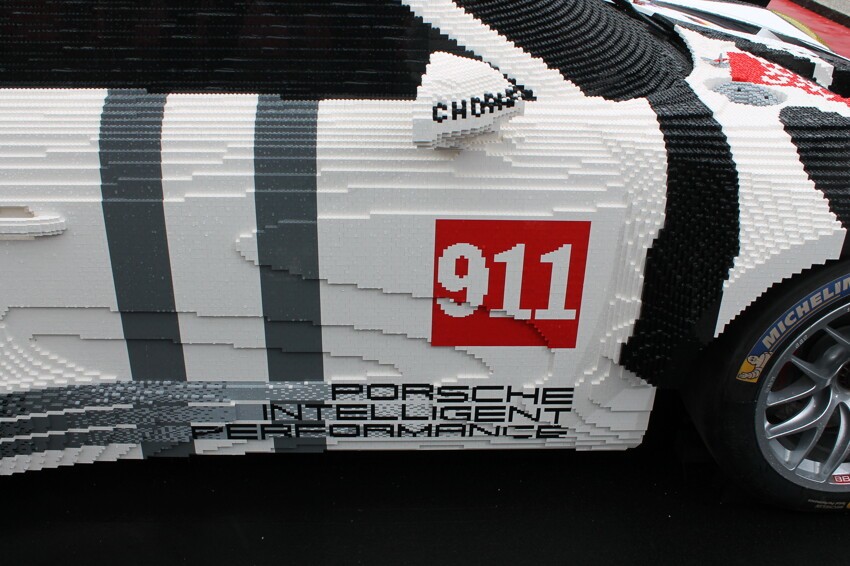 Porsche 911 RSR из конструктора Lego