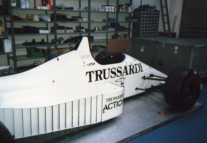 1987 год.Trussardi B186