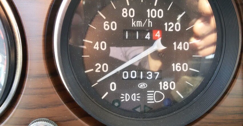 Капсула времени: ВАЗ-21063 1990-го года с пробегом 137 км