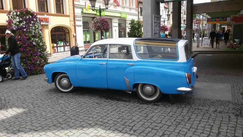 Oldtimers rally . 20.06.2015 .  Западная Польша,  город Свебодзин