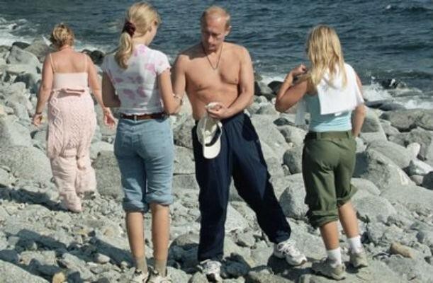 Путин рассказал об отношениях с бывшей женой и детьми