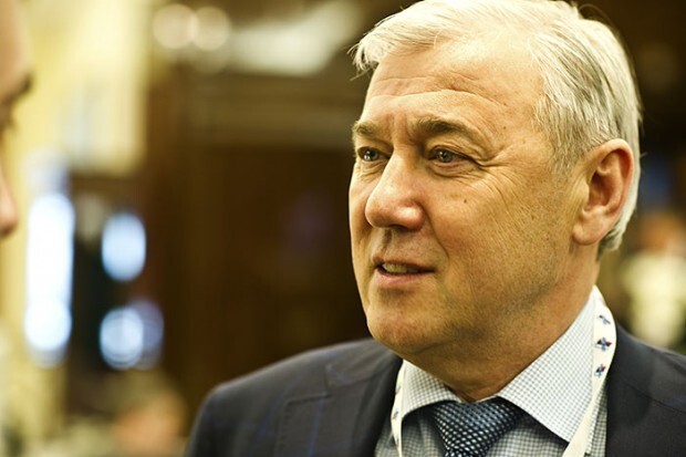 9. Анатолий Аксаков