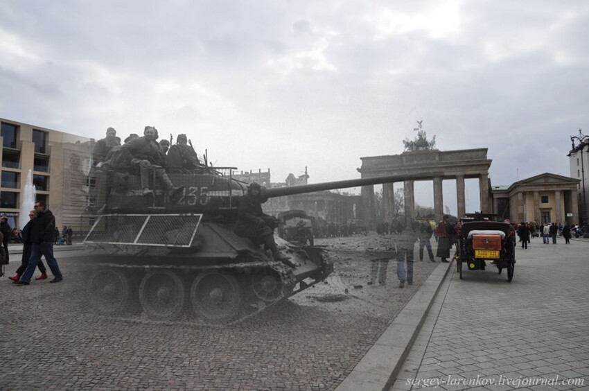 34. Берлин 1945-2010 Танк Т-34-85 с противокумулятивными экранами на Паризер платц.