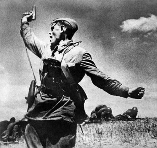 1942 год. Бой во время Великой Отечественной войны.
