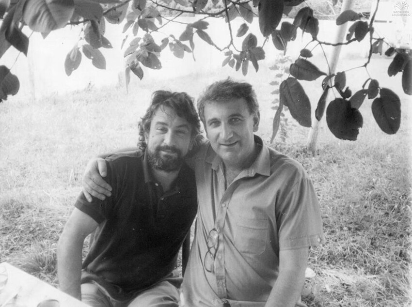 30. Роберт Де Ниро и Эльдар Шенгелая, Грузия, 1987 год