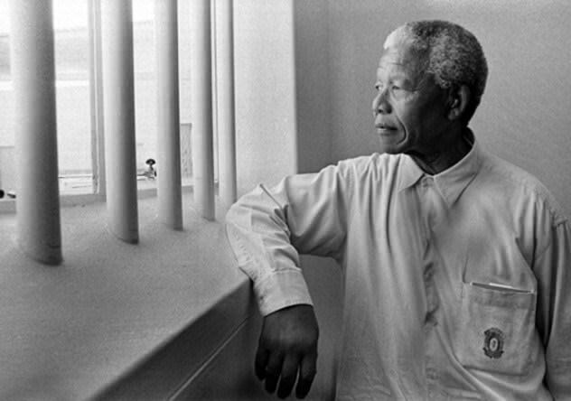 Нельсон Ролилахлалович Мандела (Президент ЮАР (первый чернокожий президент) с 1994 по 1999 гг.