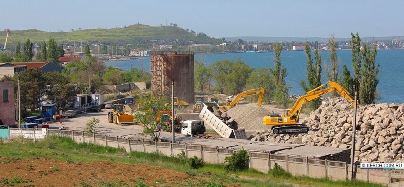 В Керчи начались работы по строительству моста через пролив