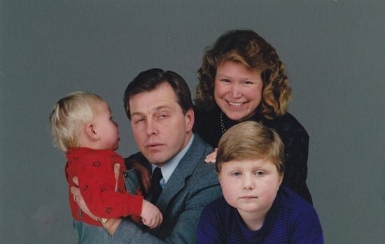 Очень  странные  семейные фотографии