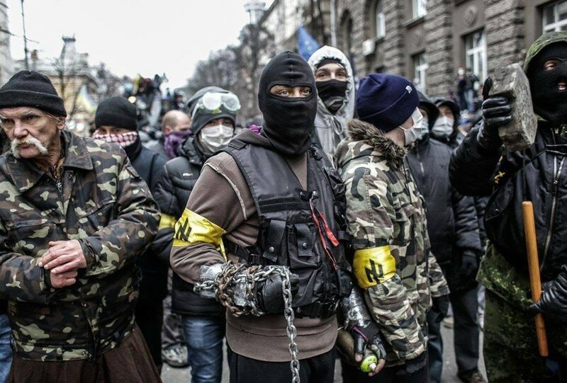 Митинг в центре Киева "Правый сектор" требует отмены минских соглашени