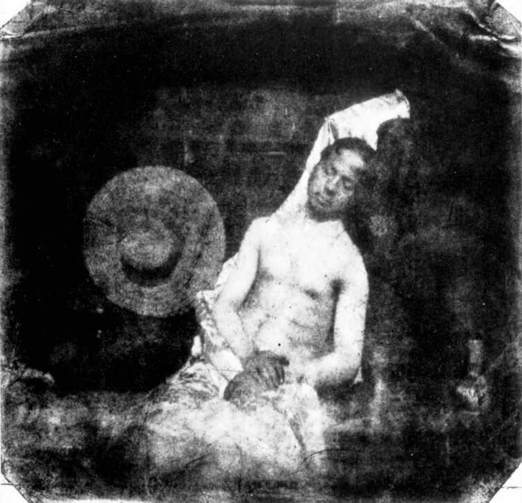 Древнейшая из известных поддельная фотография под названием "Автопортрет утопленника" - 1839 год