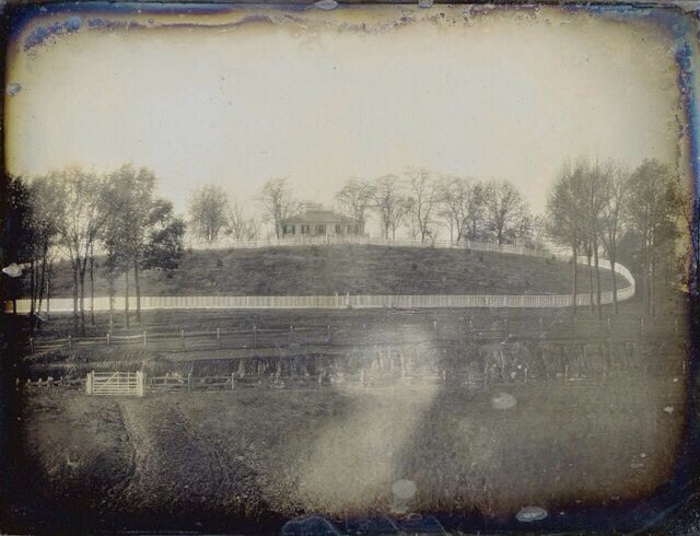 Древнейшая из известных фотография Нью-Йорка - 1848 год. Дорога на переднем плане стала Бродвеем в 1899 году