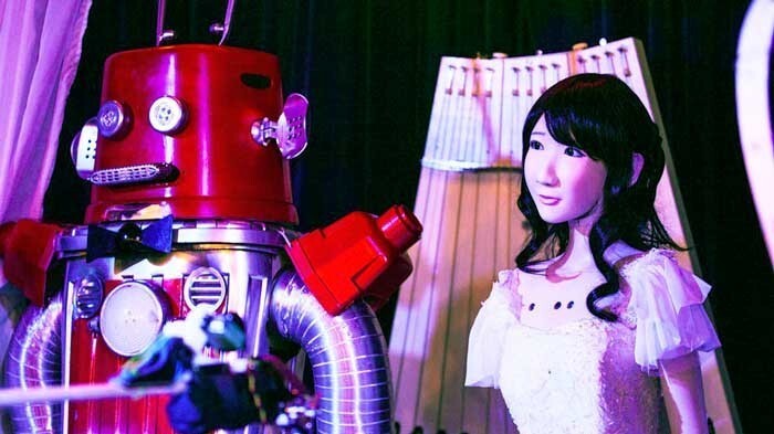 Робото-свадьба в Токио