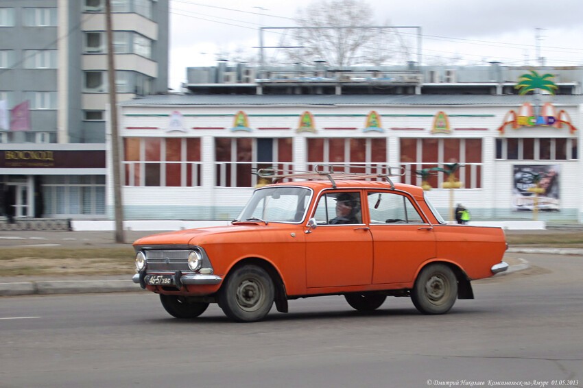 Москвичи-412 в Комсомольске-на-Амуре