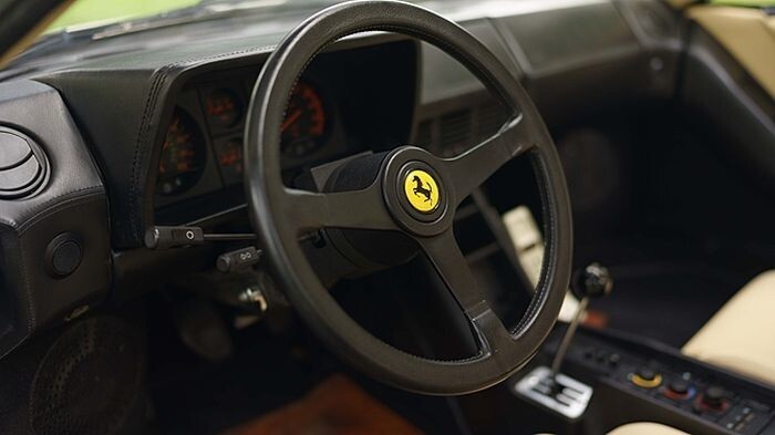 Ferrari Testarossa из "Полиции Майями" уйдет с молотка