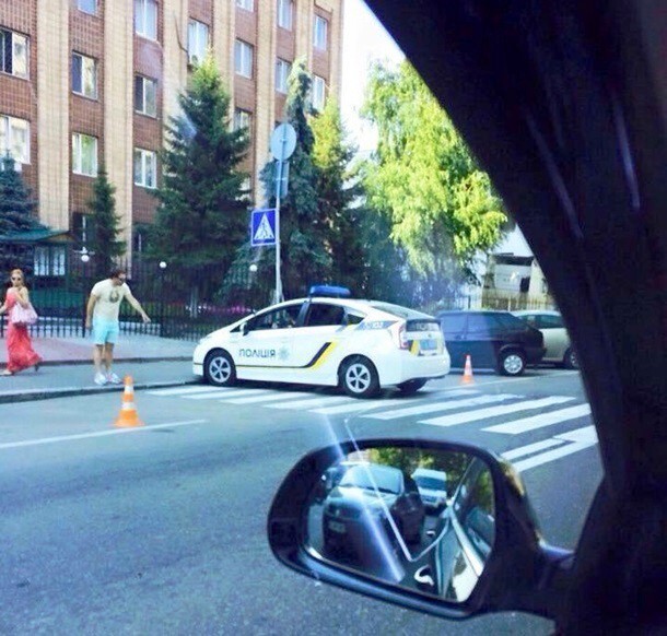 Авто укро-полицаев застраховали в компании лишенной права стархования