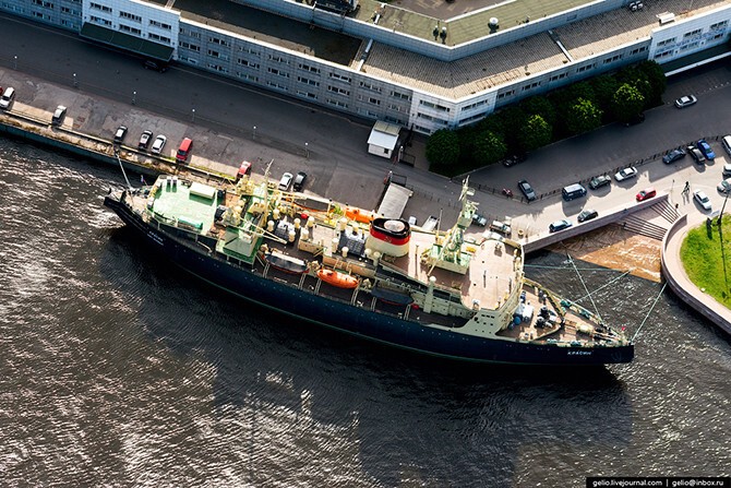 Арктический ледокол «Красин», с 1980-х годов — судно-музей.